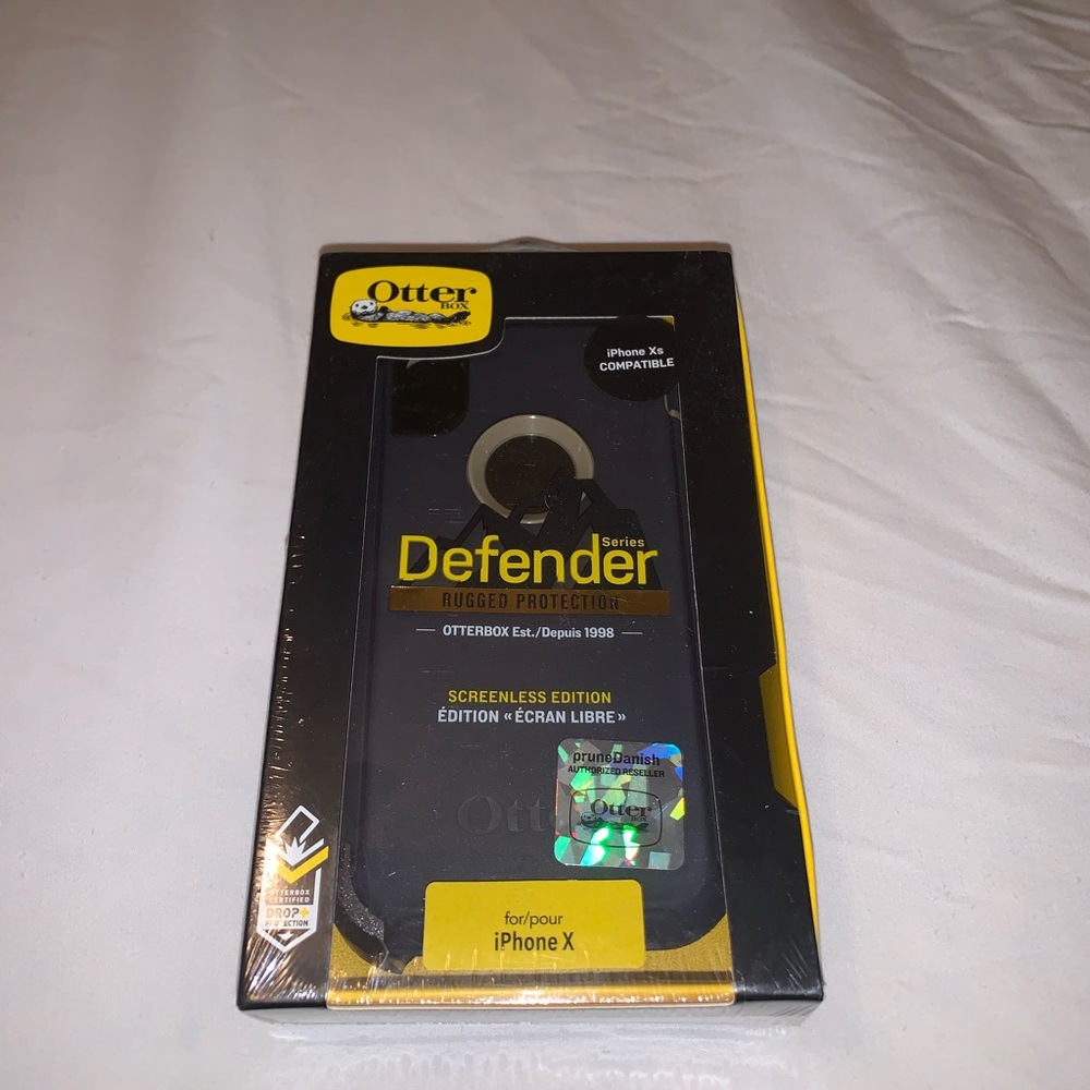OtterBox Black Defender Series Case Rugged Protection